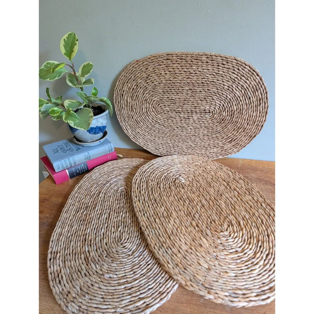 Vtg Woven Seagrass Oval Placemats Set of 3 Natural Fiber Boho Farmhouse 19x13